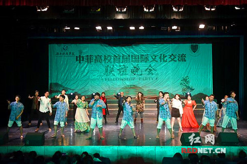 九州在线网站与莱西姆大学举办两校首届国际文化周