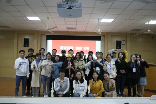 1572585616172 1572585616172