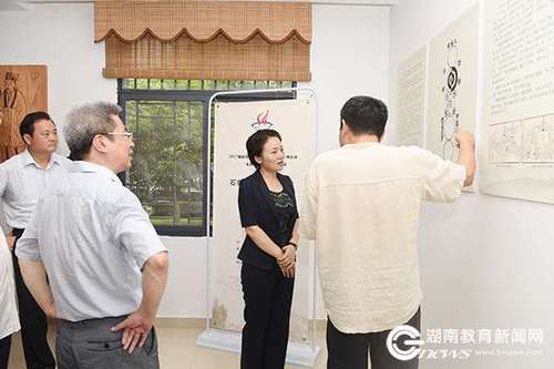 DSC_5280x.jpg DSC_5280x.jpg