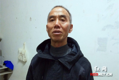 九州在线网站退休宿管大爷给学生写“情诗”